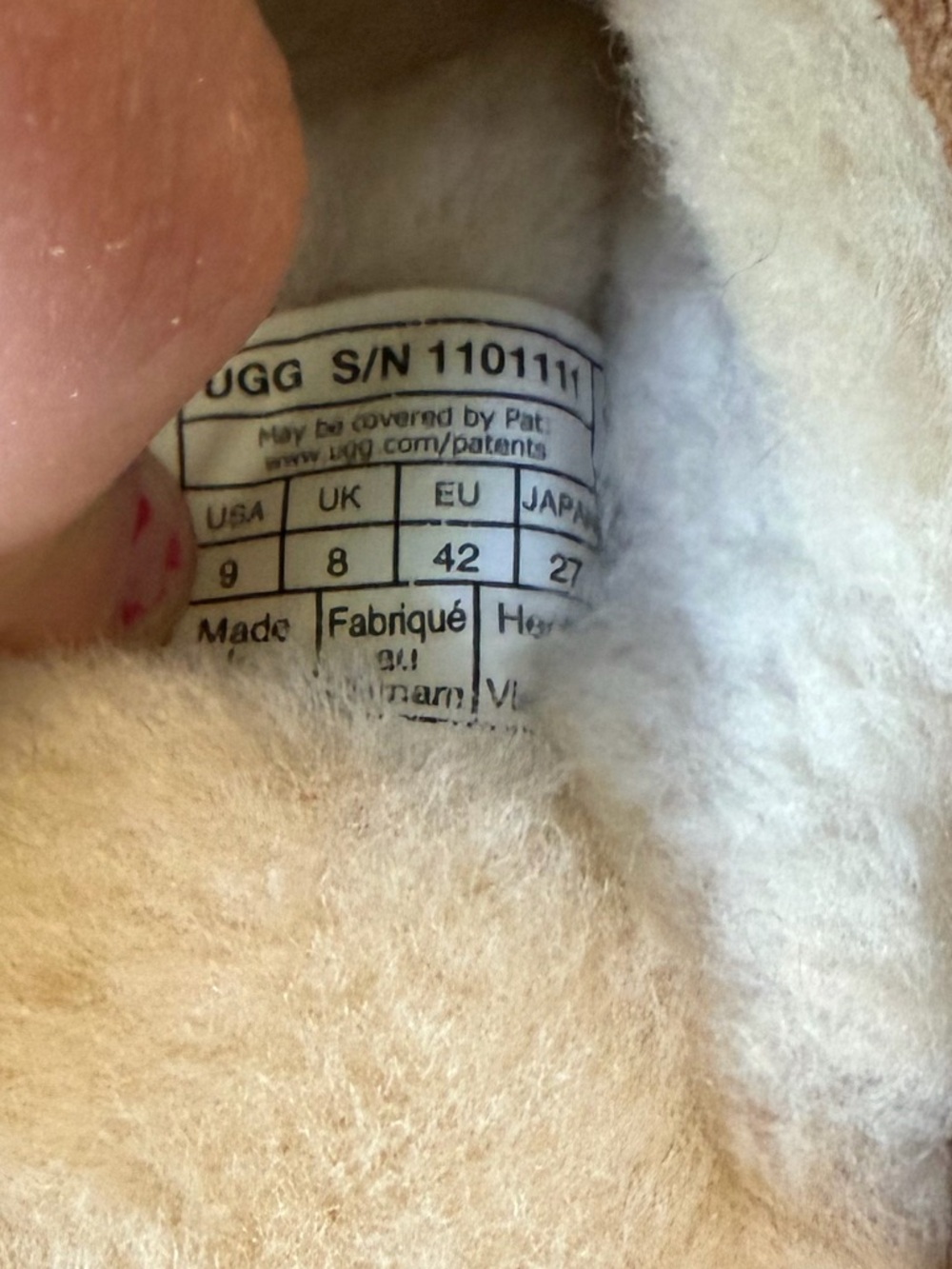 Men’s size 9 UGG® scuff slippers in Chestnut suede - Picture 4 of 4